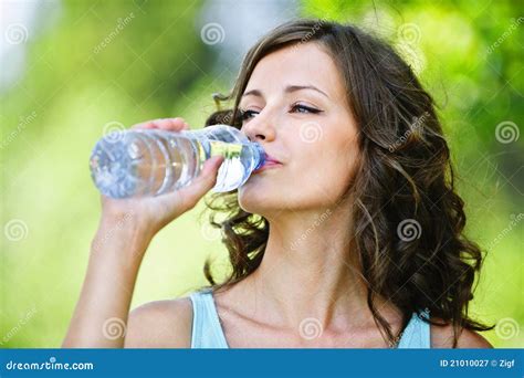 Young Dark Haired Woman Drinking Stock Image Image Of Fresh Dark