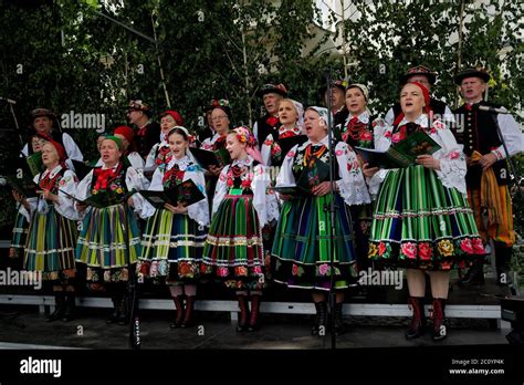 Lowicz Poland June 11 2020 An Unidentified Polish People Wearing Traditional Folk Lowicz