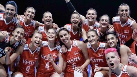 Türkiye A Milli Kadın Voleybol Takımı Göğsümüzü Kabartmaya Devam Ediyor Spor 90