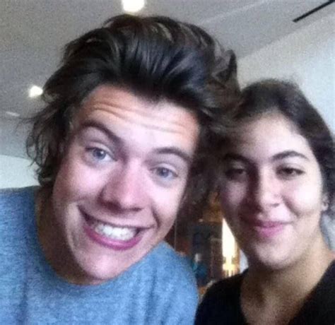 Stop With The Awkwardly Adorable Smiles Quit Harry Styles Weird