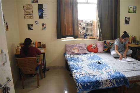 hostel room telegraph