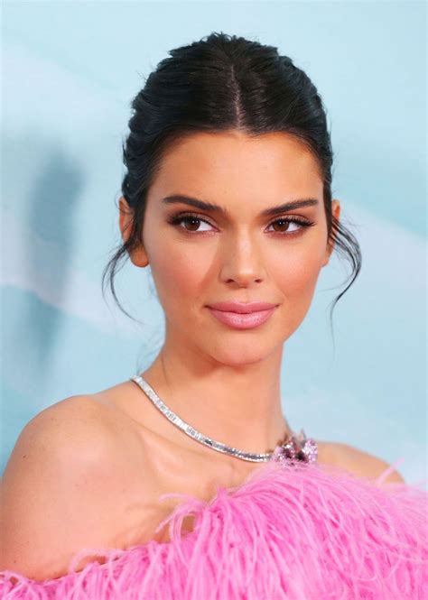 No selling or sellers of anything, anywhere. Kendall Jenner - Tiffany & Co. Flagship Store Launch in ...