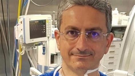 Napoli Arrestato Cardiologo Risultava Presente A Interventi