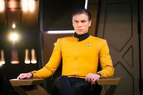 Star Trek Discovery First Photo Of Anson Mount As