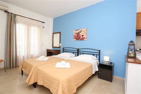 Pella Studios Apartments Prices And Villa Reviews Pefkohori Halkidiki