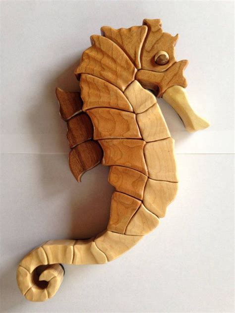Wood Intarsia Seahorse Motif Seulement Etsy France Caballo De
