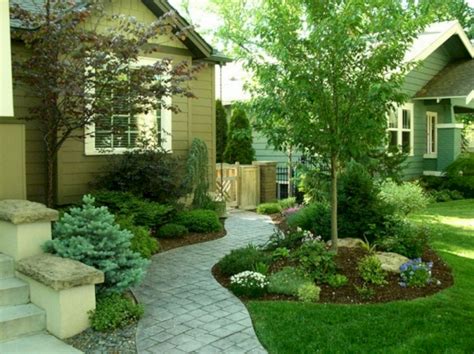 Simple Front Yard Landscaping Ideas — Freshouz Home And Architecture Decor