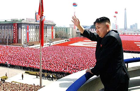 Oct 22, 2021 · צפון קוריאה מעולם לא הייתה מבודדת יותר מהקהילה הבינלאומית בעקבות צעדיה להימנעות מכניסת נגיף הקורונה למדינה, כך על פי האום. סין מגבה את צפון קוריאה: "לא ניתן למעצמות להפיל את המשטר" - JDN - חדשות