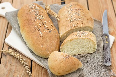 Polish Soft Italian-Style Bread (Włoski Chleb) Recipe