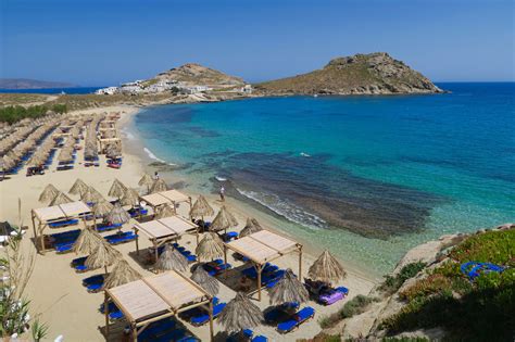 The island has an area of 85.5 square kilometres (33.0 sq mi) and rises to an elevation of 341 metres (1,119 feet) at its highest point. The Best Lunch in Mykonos - Healthy with NediHealthy with Nedi