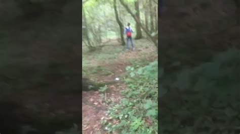 Пацан дрочит в лесу Youtube