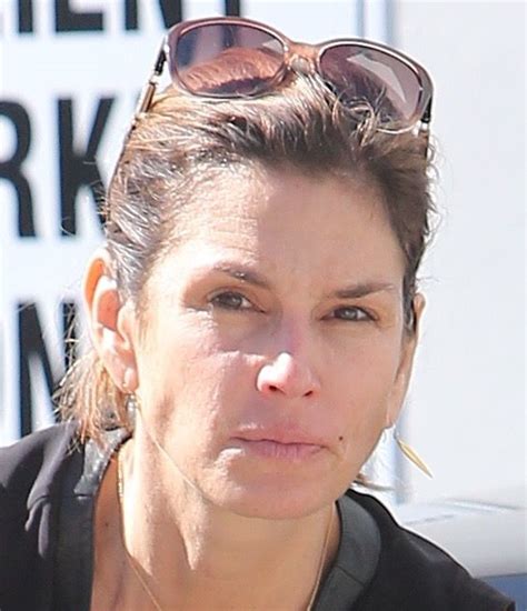 Cindy Crawford Out With No Makeup 04 Gotceleb