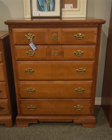 Bassett Chest Of Drawers New England Home Furniture Consignment