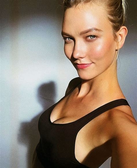 Karlie Kloss Nude Topless And Hot Pics Leaked Diaries