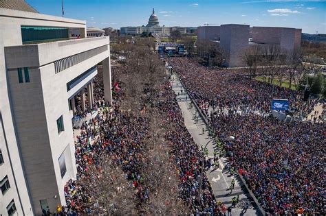 March For Our Lives Crowd Size Estimated 200000 People Attended Dc