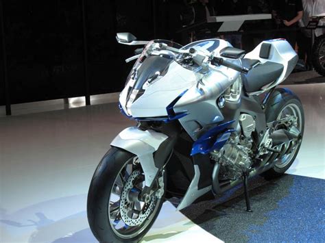 Milan Show New Bmw Lt Is Six Cylinder Mcn