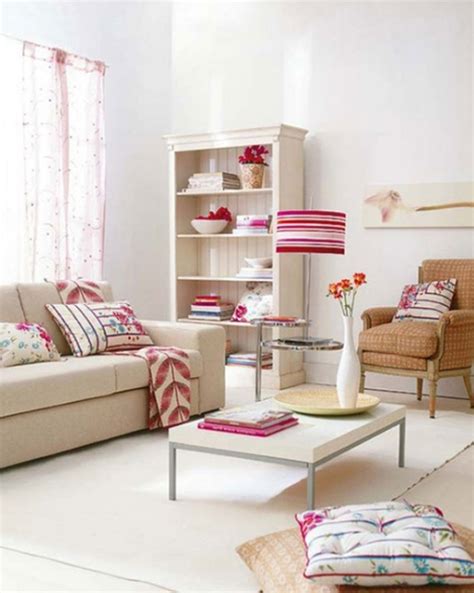 Cute And Modern Living Room Design For Trend 2013 Homemydesign