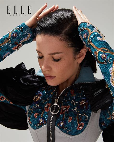 Halsey is the stage name of new jersey singer ashley nicolette frangipane. Halsey - ELLE Australia Photoshoot, November 2019 | CelebJar