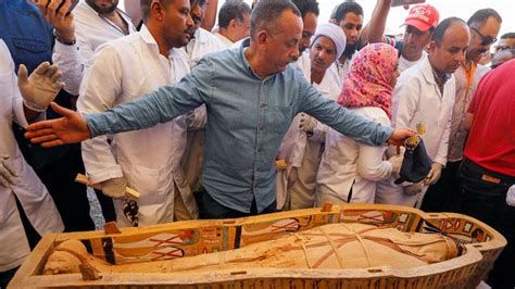 scientists discover ancient egyptian mummy was pregnant woman