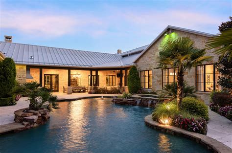 This Soft Contemporary Home Will Take You To The Texas Hill Country D