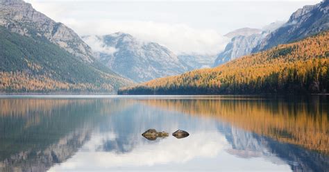 Hike The Bowman Lake To Quartz Lake Loop West Glacier Montana