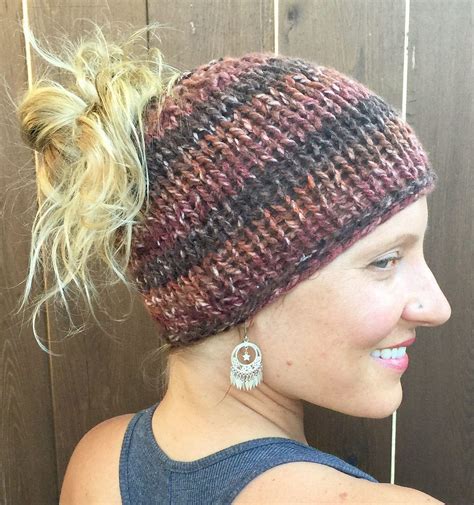 Free Knitting Pattern For Chunky Knit Messy Bun Hat Easy Hat Knit