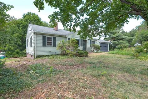 23 Atkinson Ave Stoughton Ma 02072 Mls 72876795 Coldwell Banker