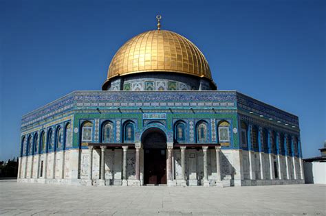 It was built 40 years after al masjid al haram in makkah. 10 Hal yang Mesti Kamu Tau Tentang Mesjid Al-Aqsa ...