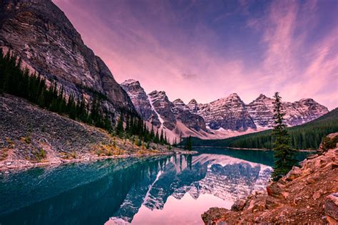 Moraine Lake Cold Brisk Morning At Moraine Lake Near Lake Flickr