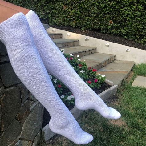 Love Sock Company Womens White Knee High Long Cable Knit Socks White