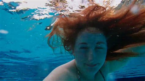 End Of Summer Fun Sirens Are Back Underwater Pool Girl Ootd Uw Youtube