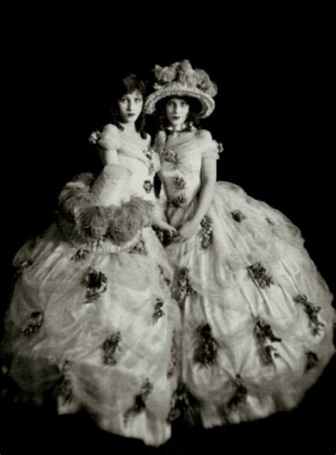 The Fairbanks Twins Ziegfeld Girls Ziegfeld Follies Dolly Sisters