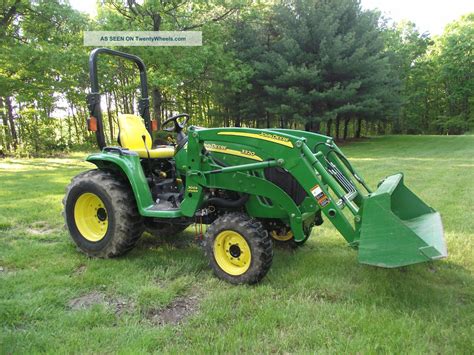 2010 John Deere 3320 4wd Diesel Compact Tractor 39 Hrs W300x Front