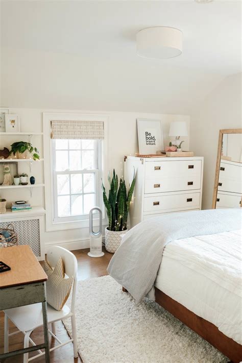 From brilliant storage to multipurpose furniture, see 15 small bedroom ideas with tons of style. Small Girls Bedroom Makeover with Wallpaper Accent Wall ...