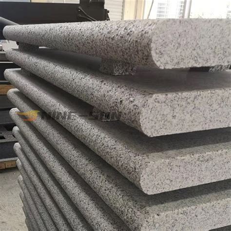 Granite 3cm Slabs Flamed Stone Treads Steps With Grooves