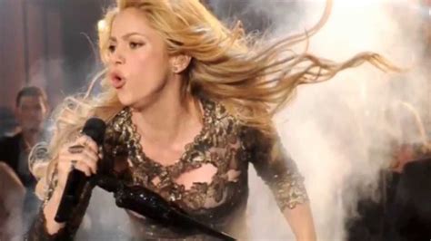 Shakira Grabs Her BOOBS On Stage At Billboard Music Awards 2014 IO