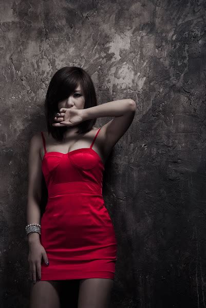 Ryu Ji Hye Hot Red Mini Dress Hot Box Wallpapers