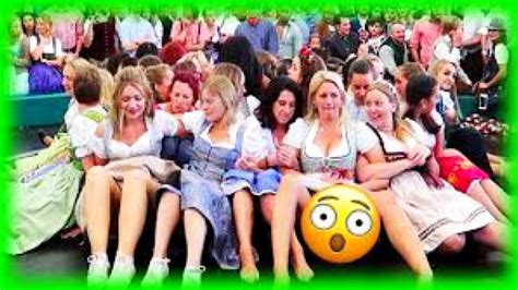 Devil S Wheel Teufelsrad Oktoberfest Munich 2022 Devils Wheel Girls Drunks Girls Crazy