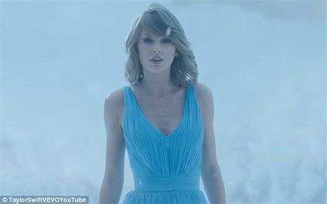 Taylor Swift Releases Out Of The Woods Music Video Taylor Swift Hair