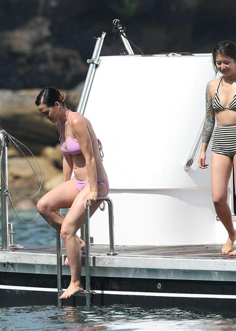 katy perry bikini candids sydney harbour november 2014 celebmafia