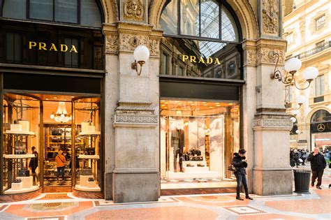 Luxury Guide Must See Places In Milan