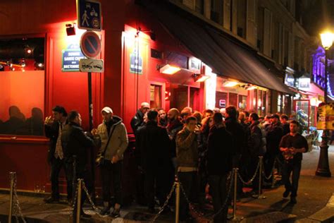 gay bars paris france sexy handy videos