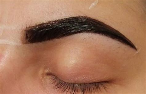 Latest Ways For Tint Women Eyebrows In 2020