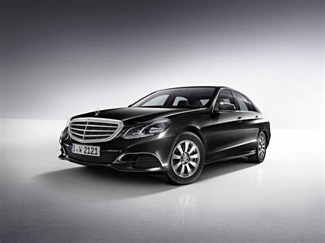 Skip to header skip to content. 2013 Mercedes-Benz E-Class: E220 CDI, E400 Estate late Oz additions - photos | CarAdvice