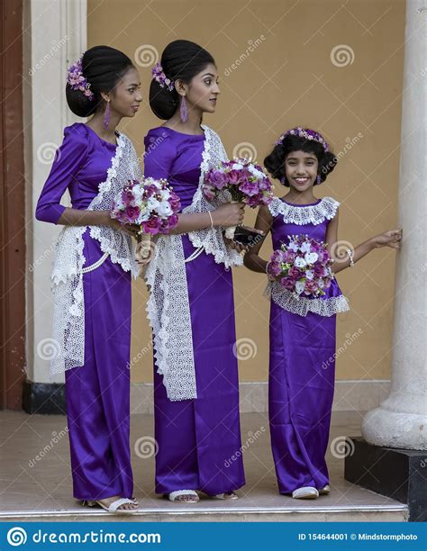 Photography packages kandy (central), sri lanka. Kandy, Sri Lanka - 09-03-24 - Two Women And Girl Wait For Wedding Couple Editorial Photo - Image ...