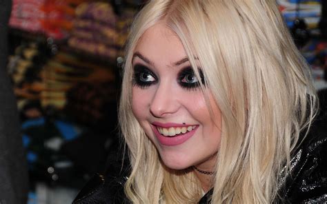 Taylor Momsen Wallpapers Group 85