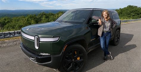 Rivian R1s First Drive The First 3 Row Electric Suv Is Here A Girls