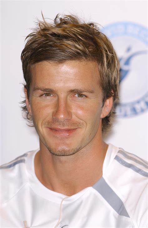 Welcome to the official david beckham facebook page. David Beckham sans barbe