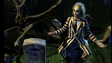 Beetlejuice Tim Burton Reveals That The Film Had Almost Finished Filming Before The Strike