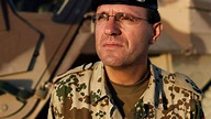Bombardierung in Afghanistan: Durfte Oberst Klein den Luftangriff befehlen?